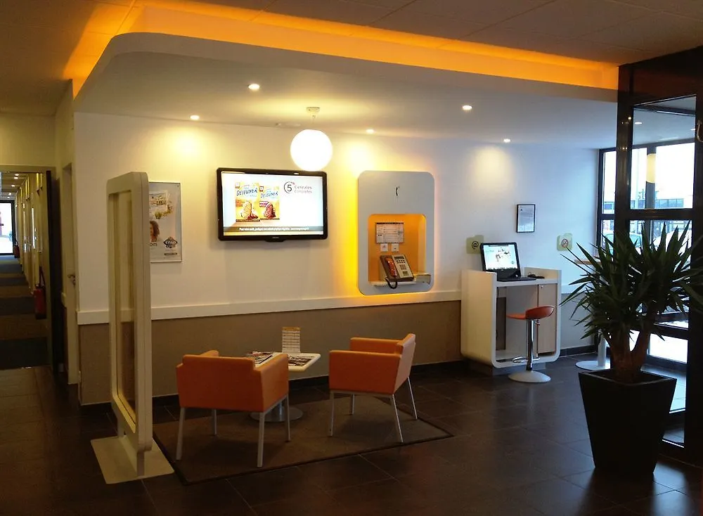 Ibis Budget Roanne Hotel 2*,