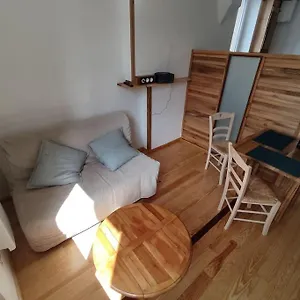 Studio Sympa Et Tres Calme Entre Canal Et Loire Roanne