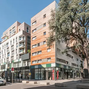 Aparthotel Appart'city Classic Centre - Pays De Geneve